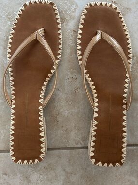 Dolce Vita Barty Brown Leather Thong Sandals WORN ONCE